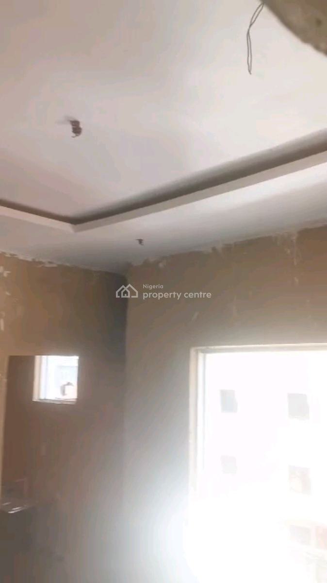 Standard and Executive  Mini Flat, Borno Way, Adekunle, Yaba, Lagos, Mini Flat (room and Parlour) for Rent