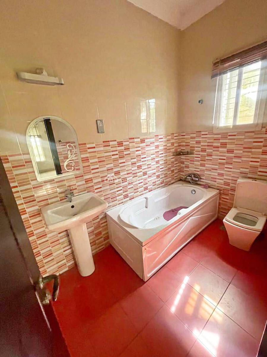 Spacious 4 Bedroom Self Serviced Semi Detached Duplex, Pinnock Beach Estate, Osapa, Lekki, Lagos, Semi-detached Duplex for Rent
