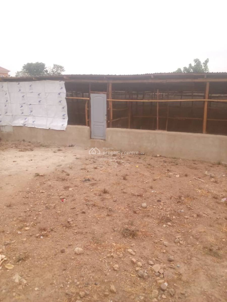 Poultry Farm Space, Angwan Gede, Jikwoyi, Abuja, Commercial Property for Rent