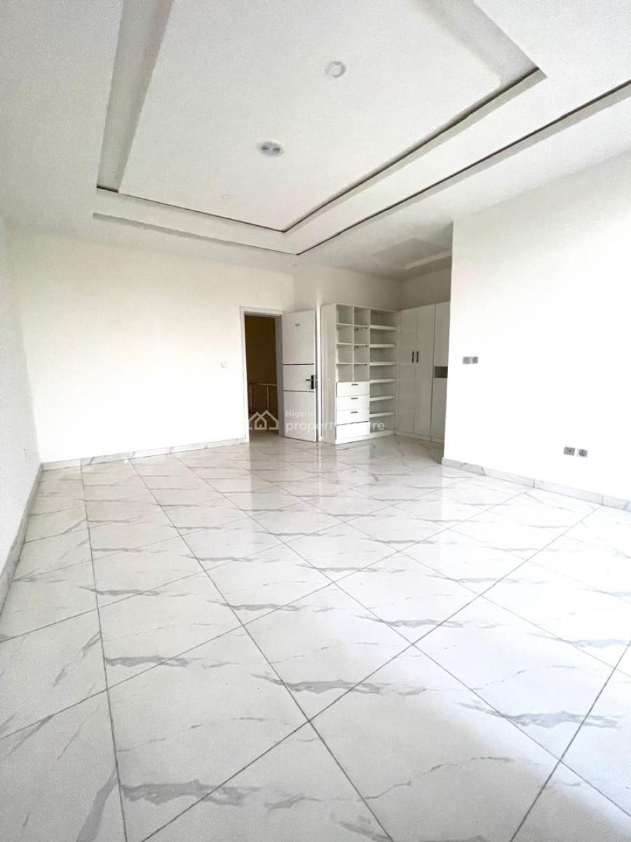 4 Bedroom Terrace Duplex with Bq, Mobil Road, Lekki, Lagos, Terraced Duplex for Sale