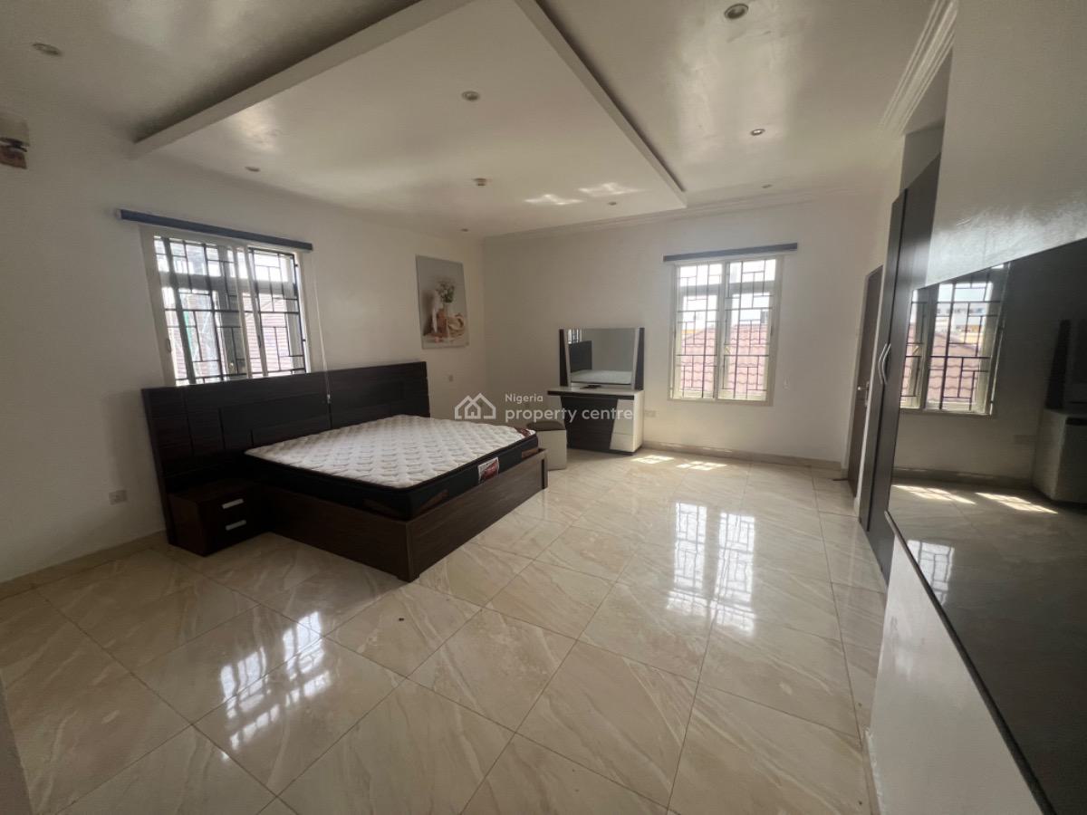 Furnished 4 Units of 3 Bedroom Apartments and 1 Unit 5 Bedroom Penthous, Lekki Phase 1, Lekki, Lagos, Block of Flats for Rent