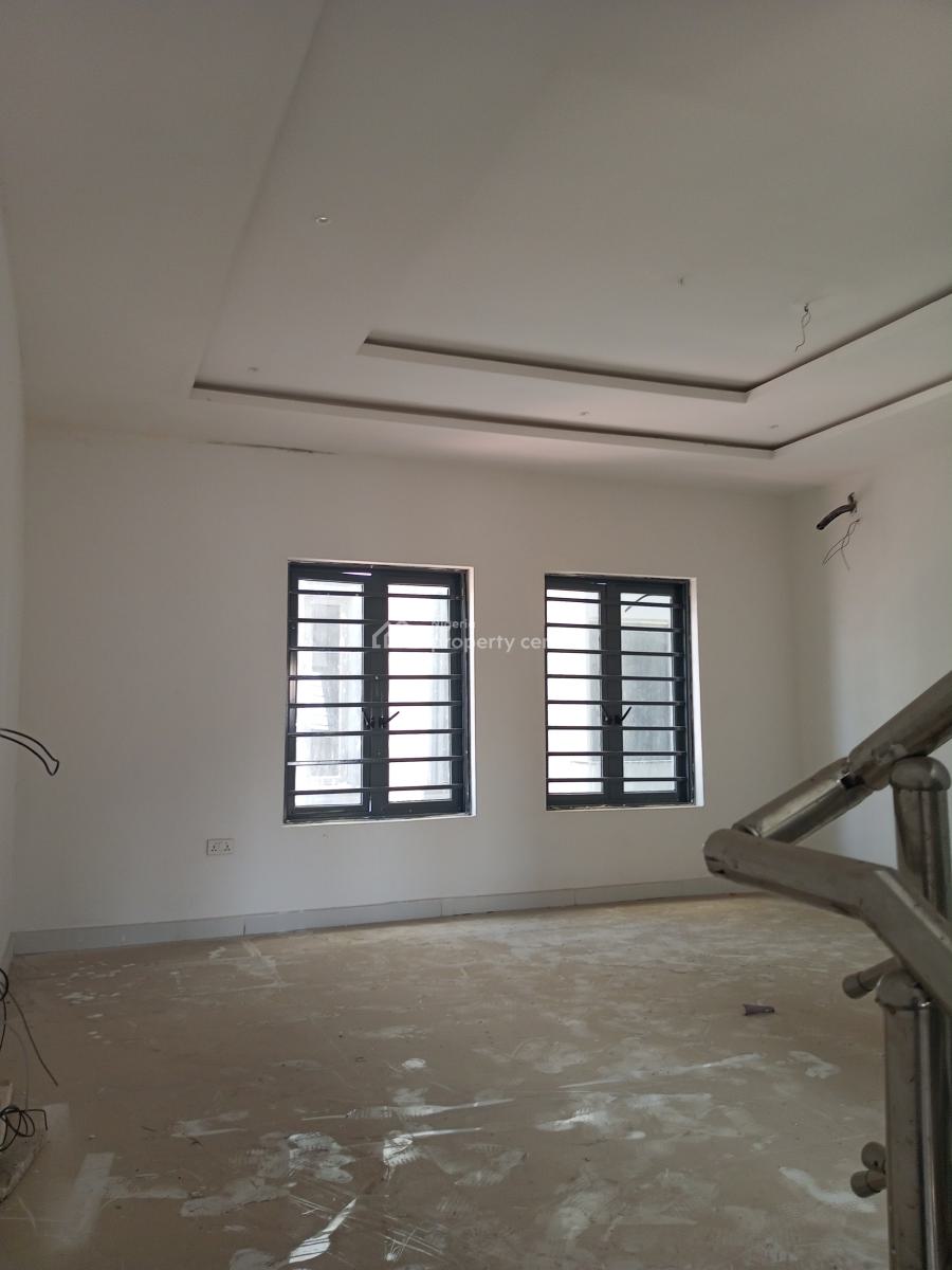 Luxury 3 Bedroom in a Very Secure Estate, Ocean Breeze Estate, Ologolo, Lekki, Lagos, Terraced Duplex for Sale