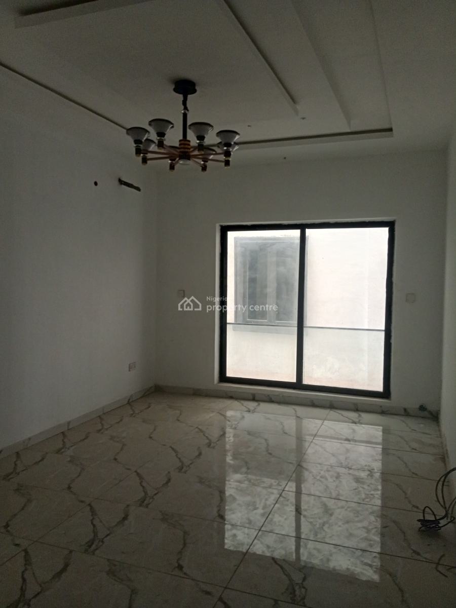 Luxury 3 Bedroom in a Very Secure Estate, Ocean Breeze Estate, Ologolo, Lekki, Lagos, Terraced Duplex for Sale