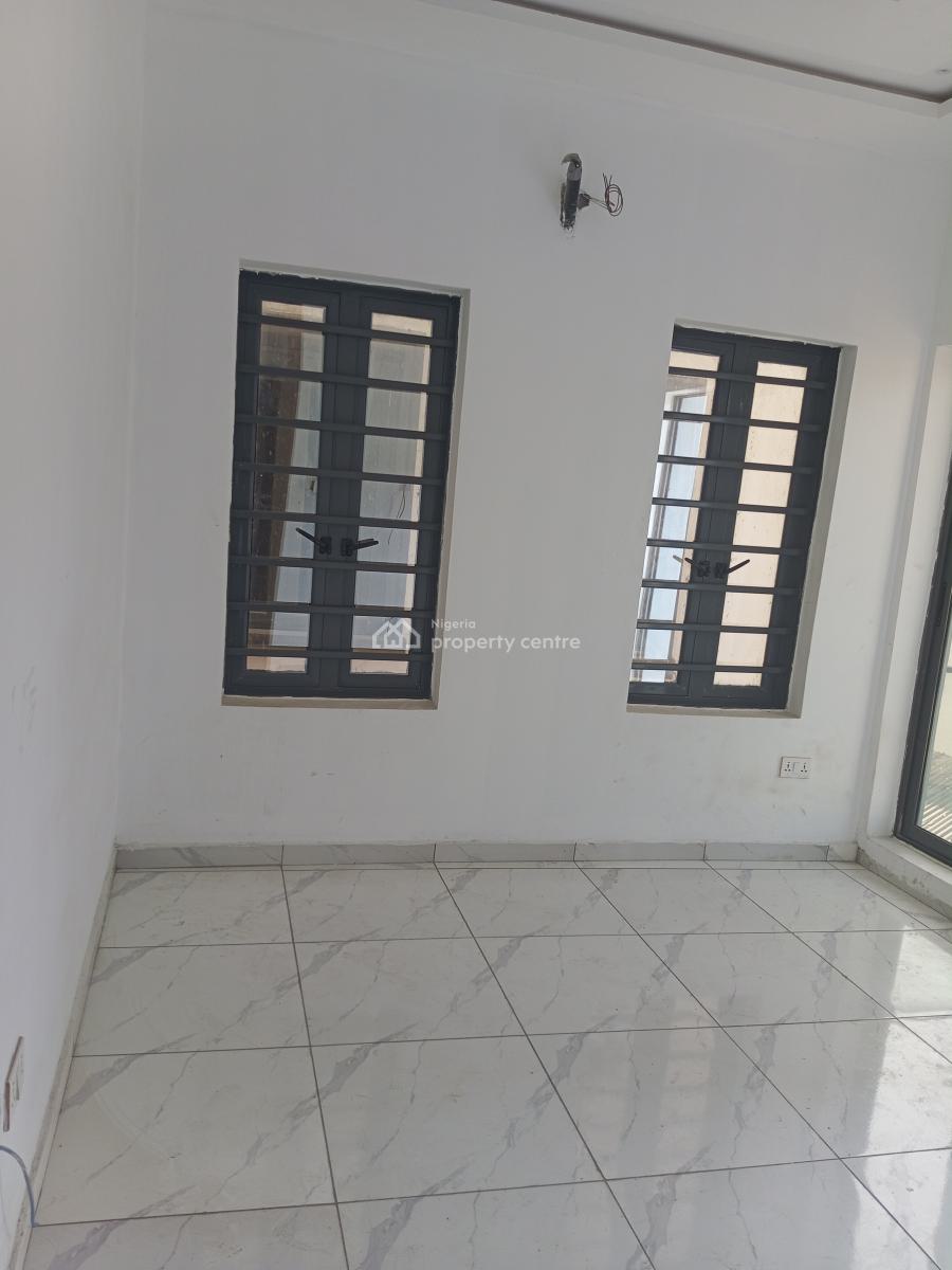 Luxury 3 Bedroom in a Very Secure Estate, Ocean Breeze Estate, Ologolo, Lekki, Lagos, Terraced Duplex for Sale