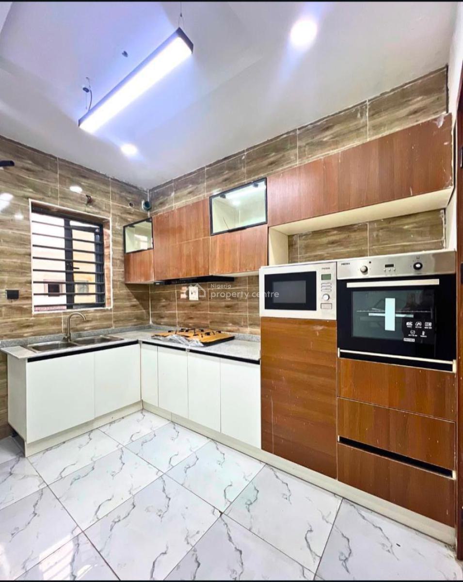 4 Bedroom Terrace Duplex with a Bq , Swimming Pool, Gym, Chevron, Lekki, Lagos, Terraced Duplex for Sale