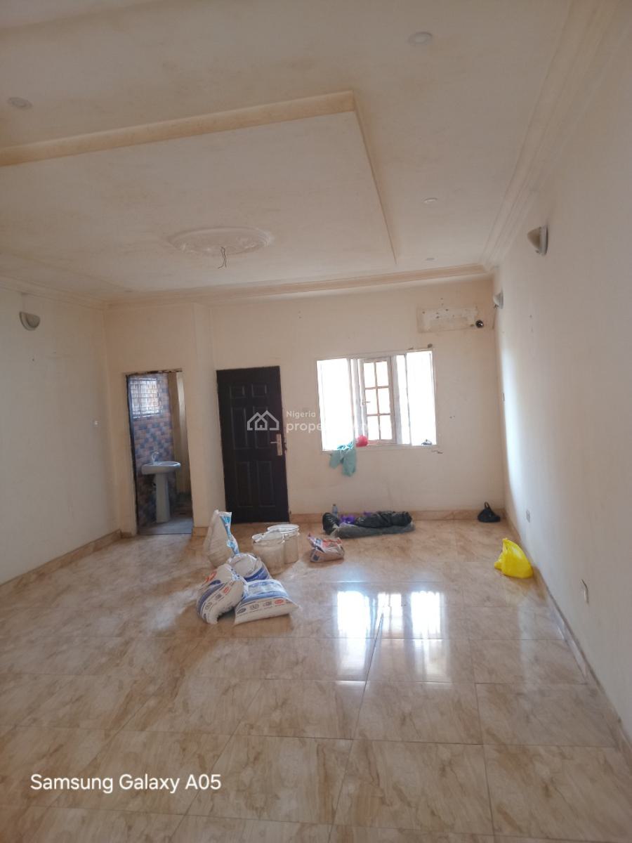 Ensuite Standard 2 Bedroom Flat, Utako, Abuja, House for Rent