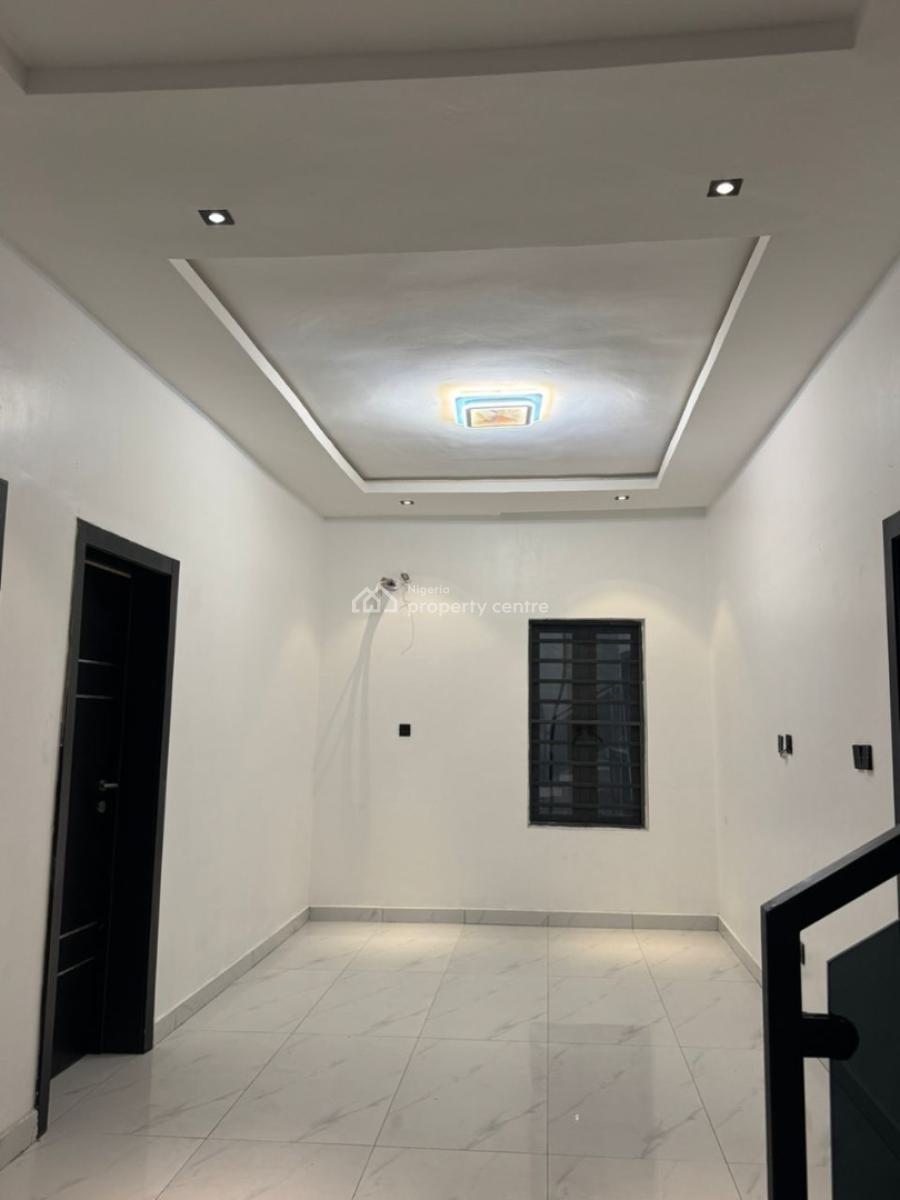 5 Bedroom Fully Detached Duplex with Bq, Ikota, Lekki, Lagos, Detached Duplex for Sale