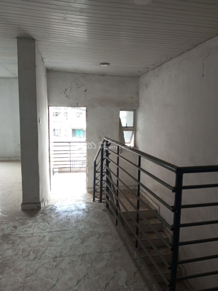 Commercial Shop (90sqm, 2 Toilets) Upstairs Directly Facing Rd, Ado, Ajah, Lagos, Shop for Rent