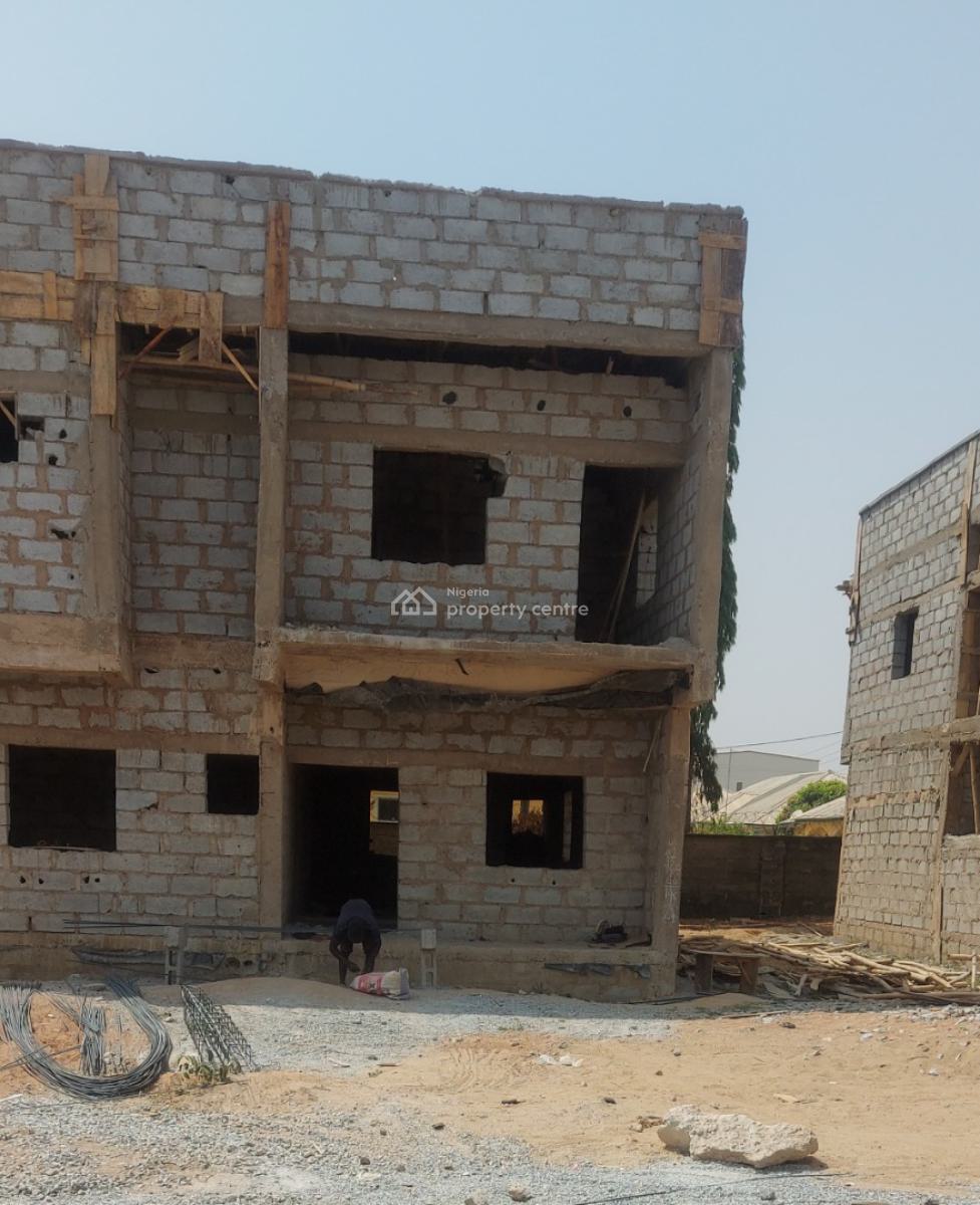 3 Bedrooms Terraced Duplex, The Country Home, Behind Mobil Station, Centenary Neighbourhood, Kuje, Abuja, Terraced Duplex for Sale