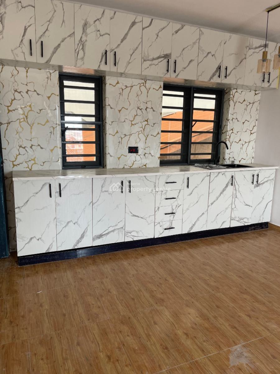 Tastefully Finished Brand New 2 Bedroom Apartment, Magodo Phase 1, Magodo, Lagos, Flat / Apartment for Sale