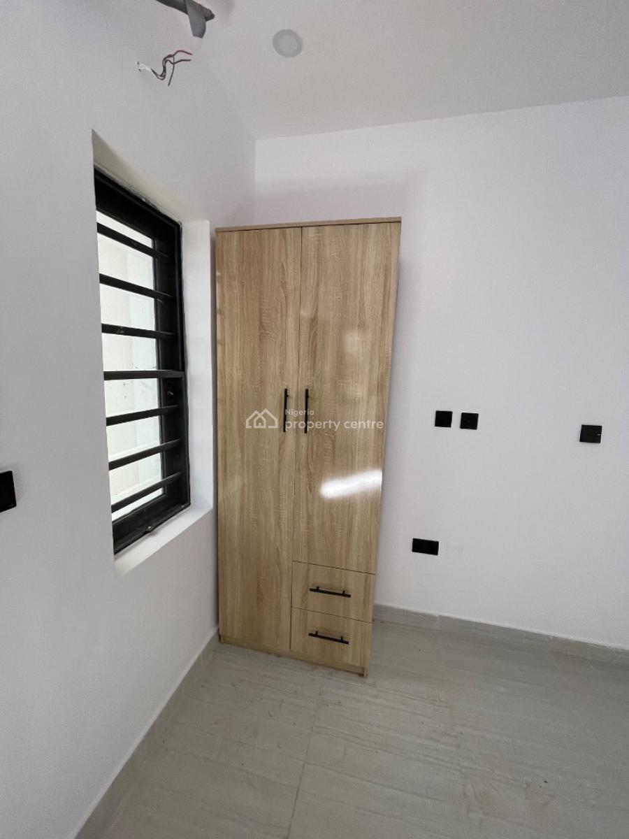 Tastefully Finished Brand New 2 Bedroom Apartment, Magodo Phase 1, Magodo, Lagos, Flat / Apartment for Sale