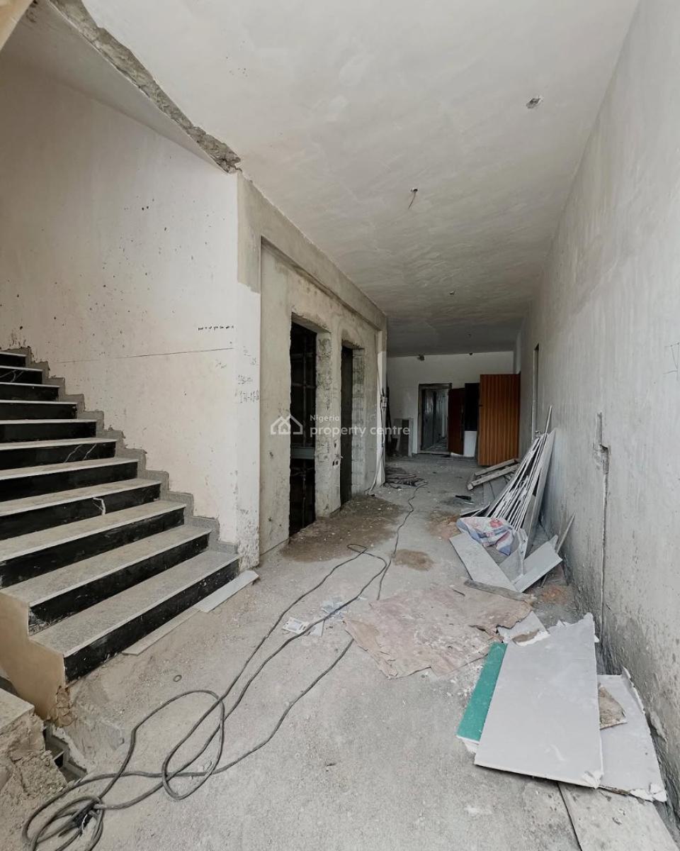 Well Built 1 Bedroom Apartments with Pool Gym and Elevator, Victoria Island (vi), Lagos, Block of Flats for Sale