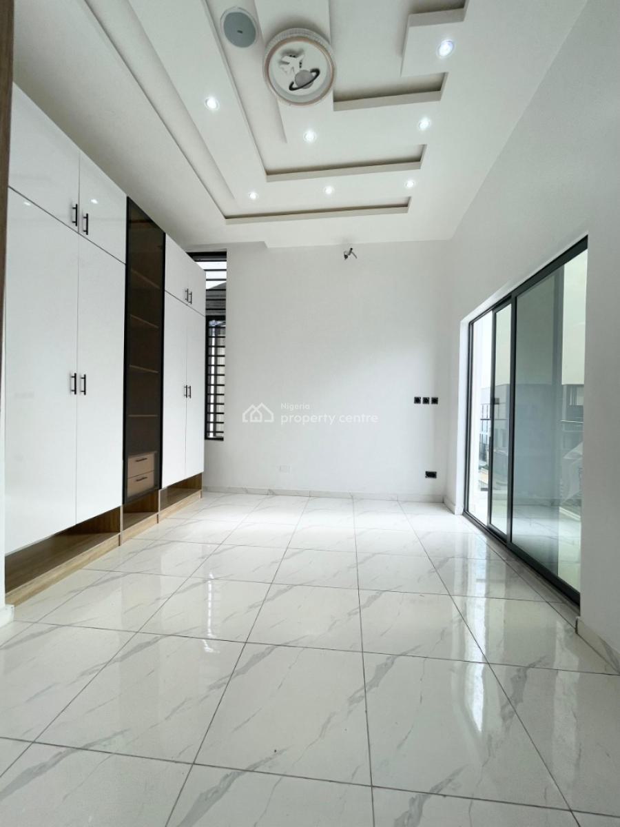 4bedroom Semi Detached Duplex, Ikota, Lekki, Lagos, Semi-detached Duplex for Sale