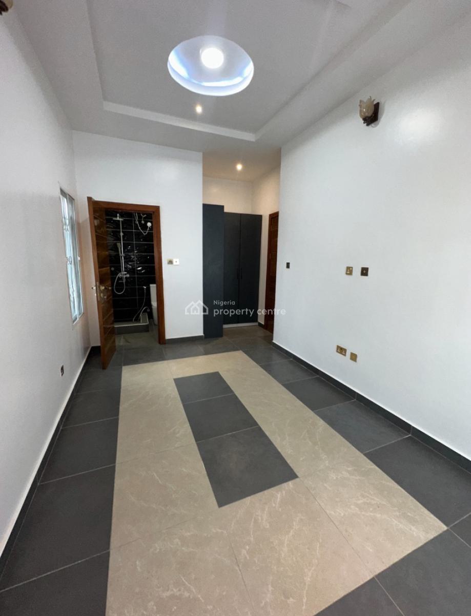 6 Bedroom Duplex with 1 Bedroom En-suite Bq, Chaplin Court Estate, Ajah, Lagos, House for Sale