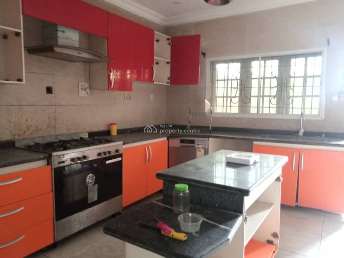 4 Bedrooms Semi-detached House with Bq, By Lagos Business School, Olokonla, Ajah, Lagos, Semi-detached Duplex for Rent