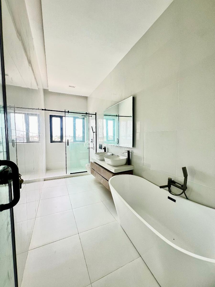 Elegantly Finished 4-bedroom Maisonette with Bq, Elevator, Pool, Lekki Phase 1, Lekki, Lagos, House for Sale