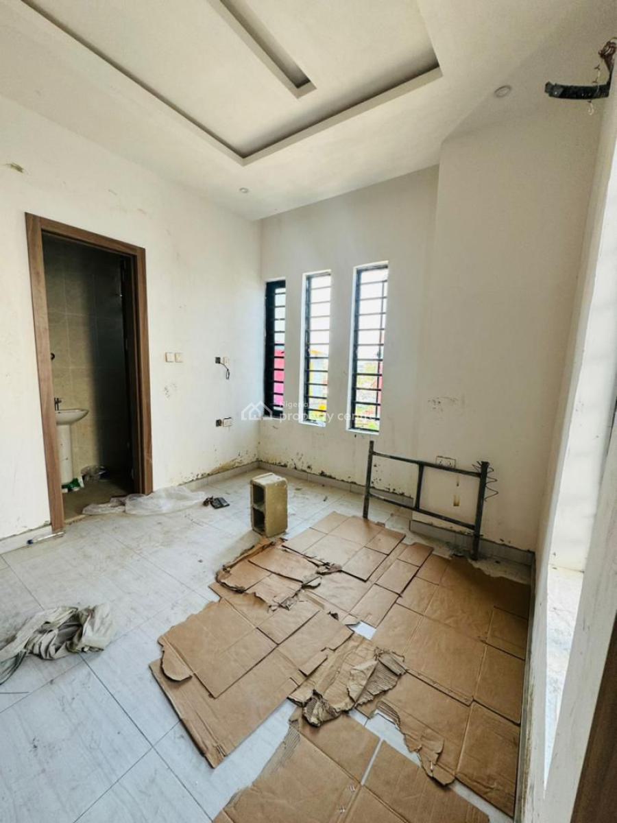 Uniquely Styled  5 Bedroom Fully Detached Duplex with Bq, Gra, Ogudu, Lagos, Detached Duplex for Sale