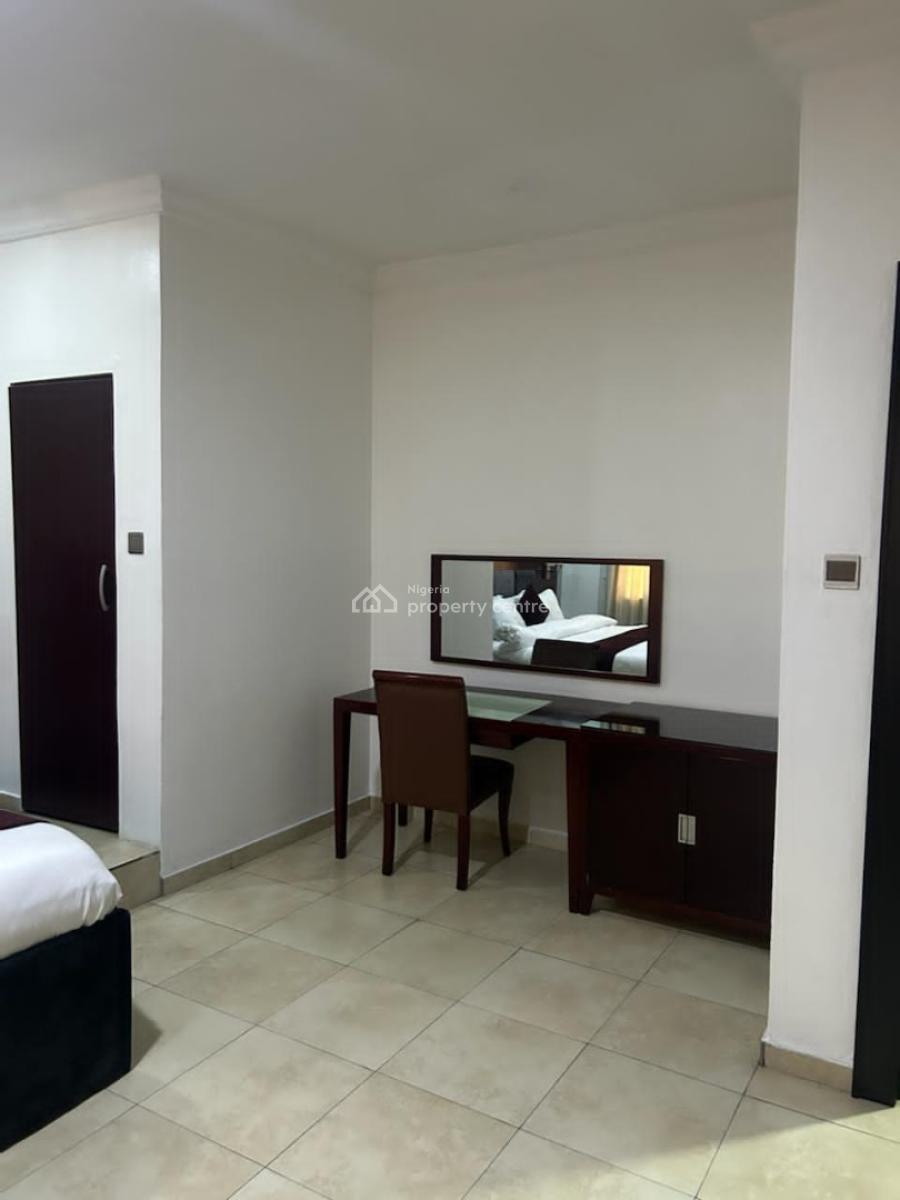 Furnished 3 Bedroom Maisonette, Off Admiralty Road, Lekki, Lagos, Flat / Apartment for Rent