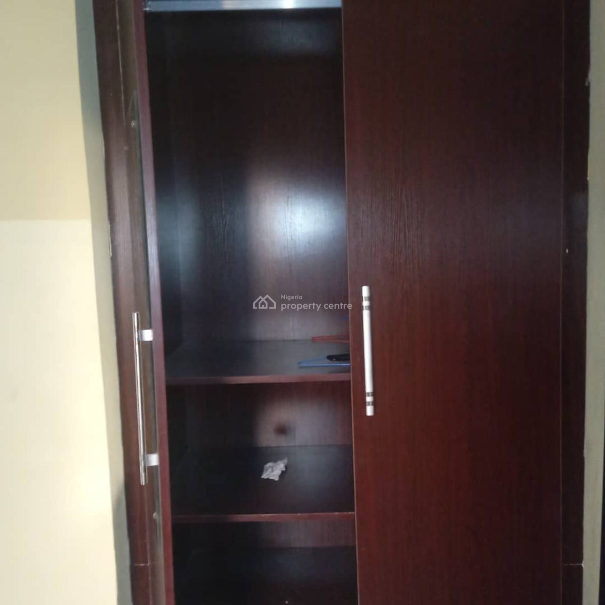 3 Bedroom Duplex, Alagomeji, Alagomeji, Yaba, Lagos, Detached Duplex for Rent