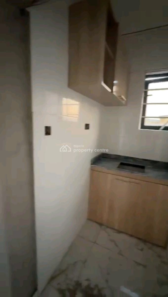 an Executive Newly Built 8units of Miniflats and 2 Units of Self Contain, Off Morocco Road, Shomolu, Lagos, Mini Flat (room and Parlour) for Rent