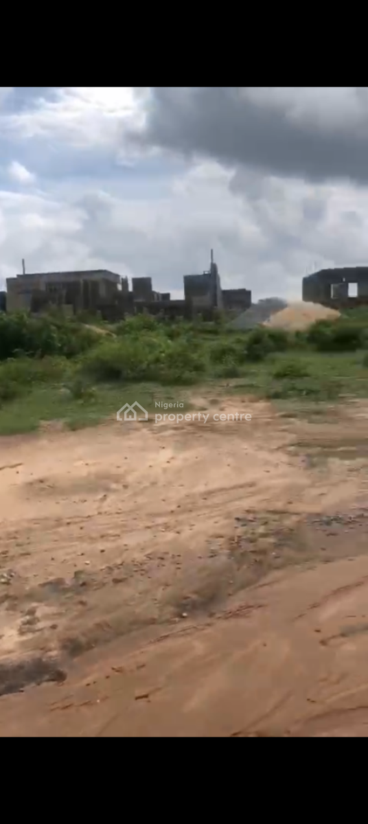 4 Bedroom Semi-detached Duplex+bq, Sharing Fence with Lufem Estate Before Gilmor Construction Yard, Guzape District, Abuja, Residential Land for Sale