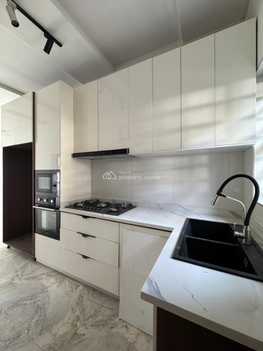 3-bedroom Apartment, Lekki Phase 1, Lekki, Lagos, Flat / Apartment for Sale