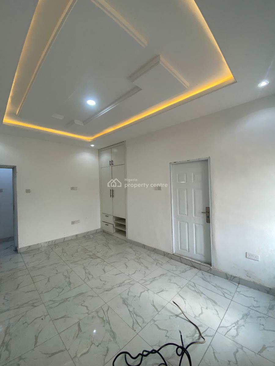 Standard Two Bedroom Apartment  Upstairs, in an Estate in Sangotedo Before Novare Shoprite, Lekki Phase 2, Lekki, Lagos, Flat / Apartment for Rent