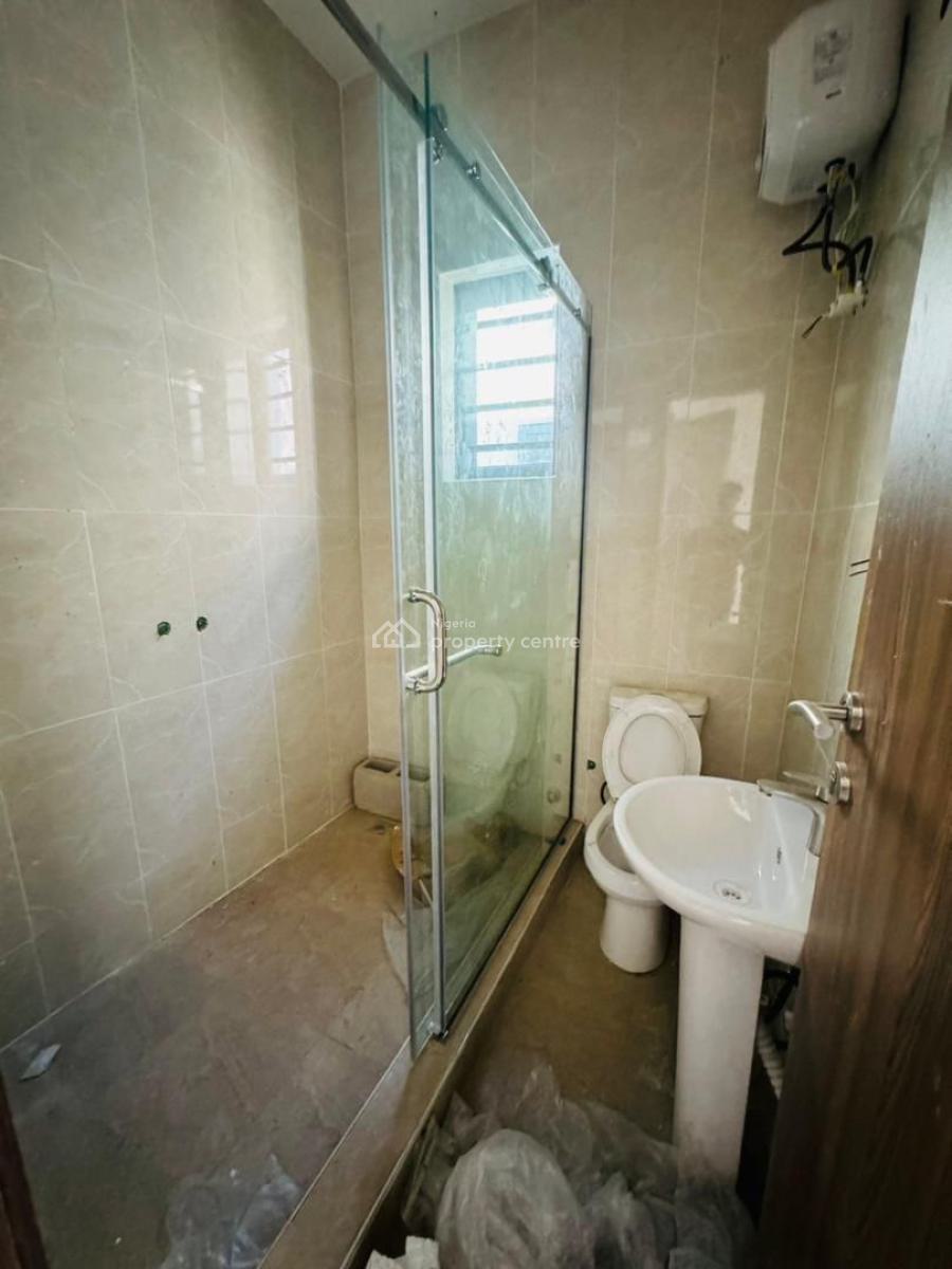 Uniquely Styled  5 Bedroom Fully Detached Duplex with Bq, Gra, Ogudu, Lagos, Detached Duplex for Sale