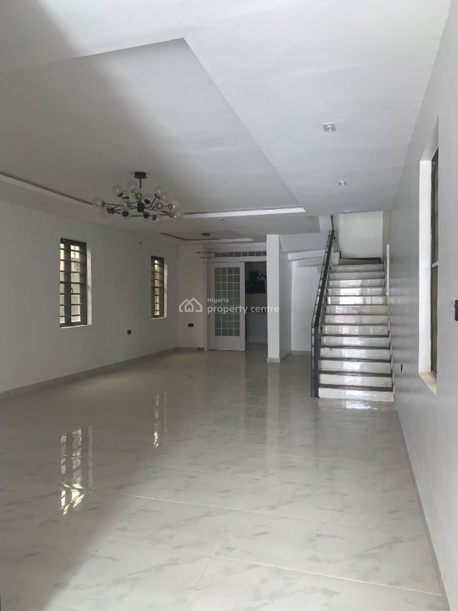 5 Bedroom Fully Detached with Bq, Ologolo, Lekki, Lagos, Terraced Duplex for Sale