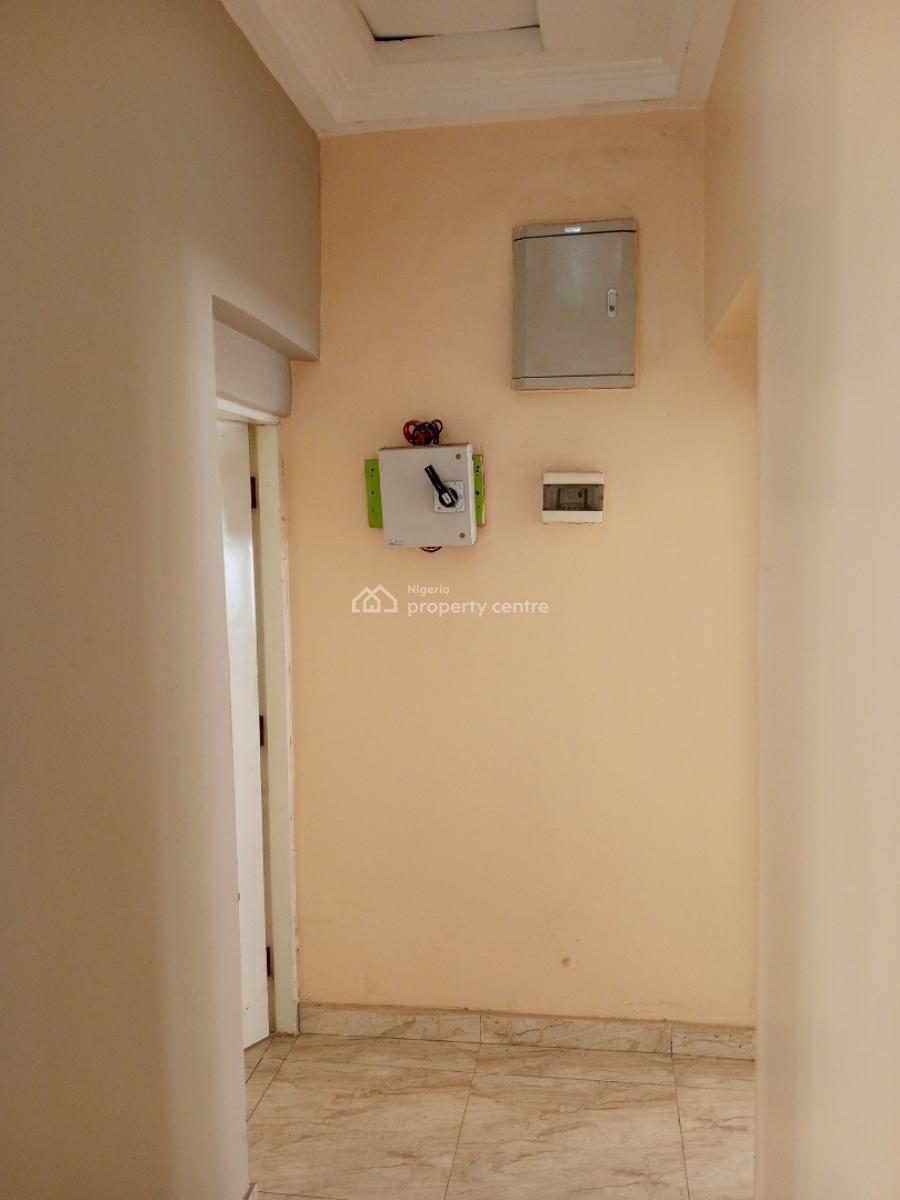 a Well Renovated 3 Bedroom Flat, Cluster 5 River Park, Lugbe District, Abuja, Flat / Apartment for Rent