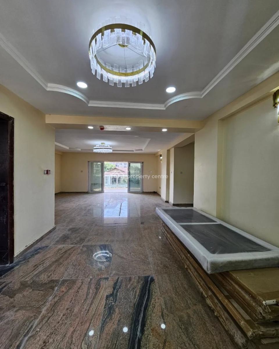 Massive 4 Bedroom Apartment with Bq, Ikoyi, Lagos, Block of Flats for Sale