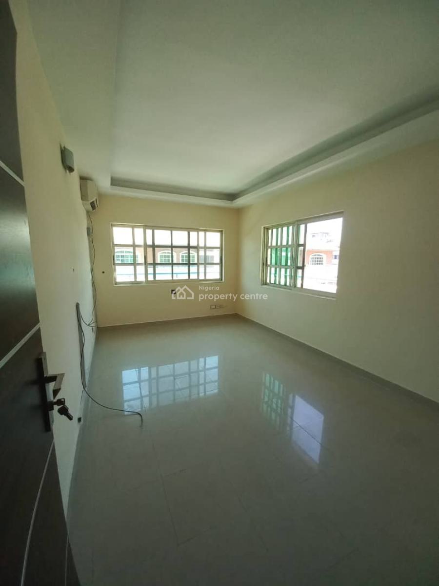 Spacious 4-bedroom Penthouse, Old Ikoyi, Ikoyi, Lagos, Flat / Apartment for Rent