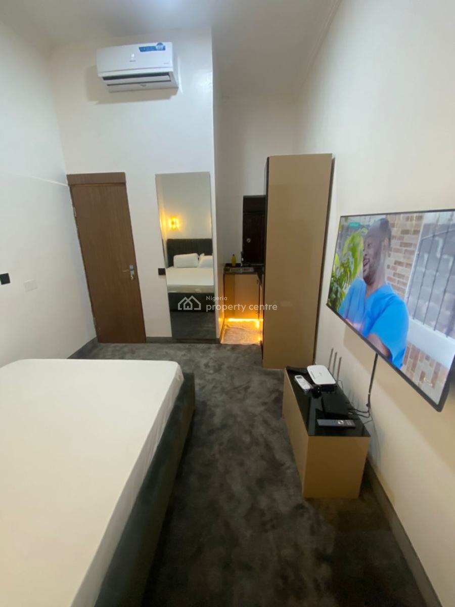 Studio Room, 29 Oladimeji Alo Freedom Way, Lekki, Lagos, Self Contain (single Rooms) Short Let