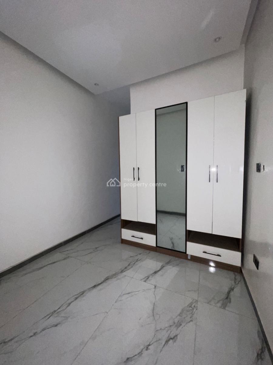 Neatly Built 4 Bedroom Terrace Duplex, Lekki Phase 1, Lekki, Lagos, House for Sale