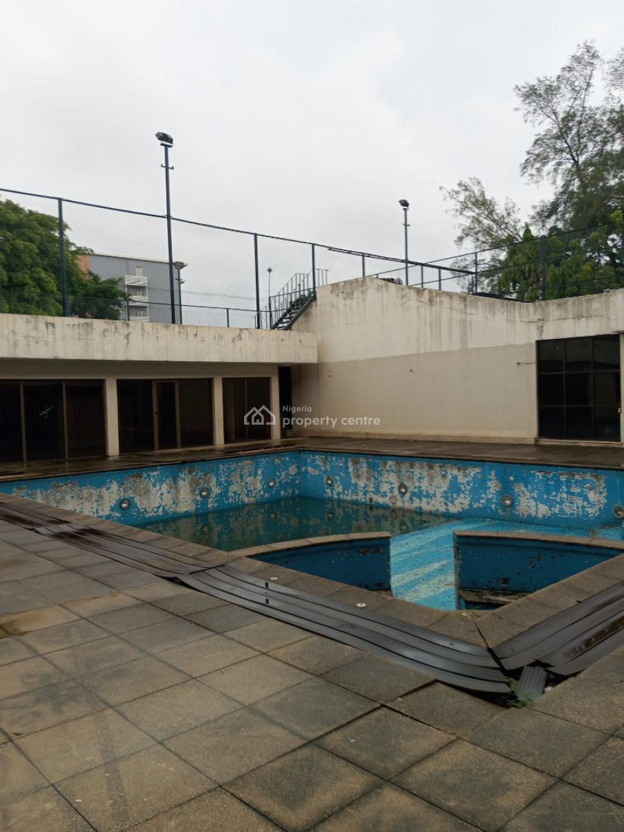 Federal Title, Victoria Island (vi), Lagos, Plaza / Complex / Mall for Sale