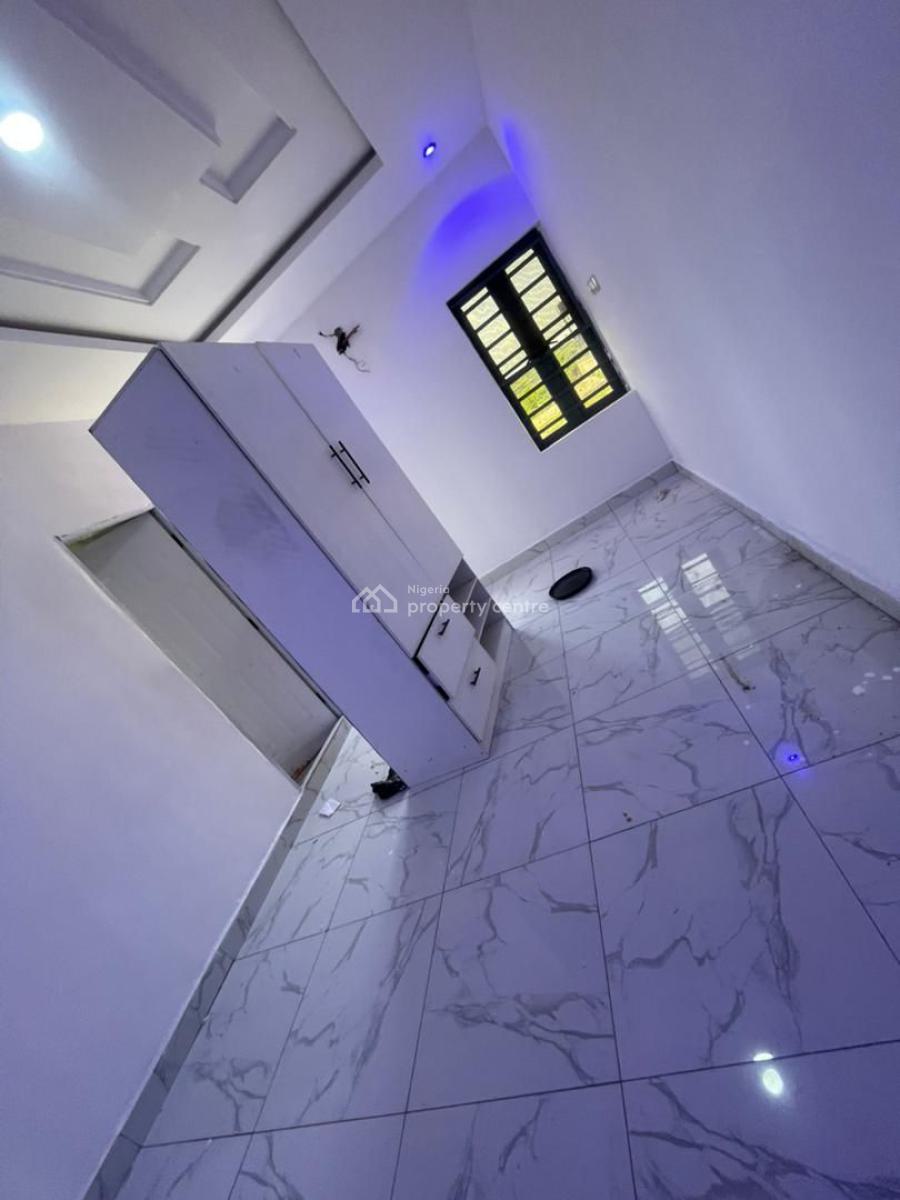 Standard 2 Bedroom Flat Upstairs, Sangotedo, Ajah, Lagos, Flat / Apartment for Rent