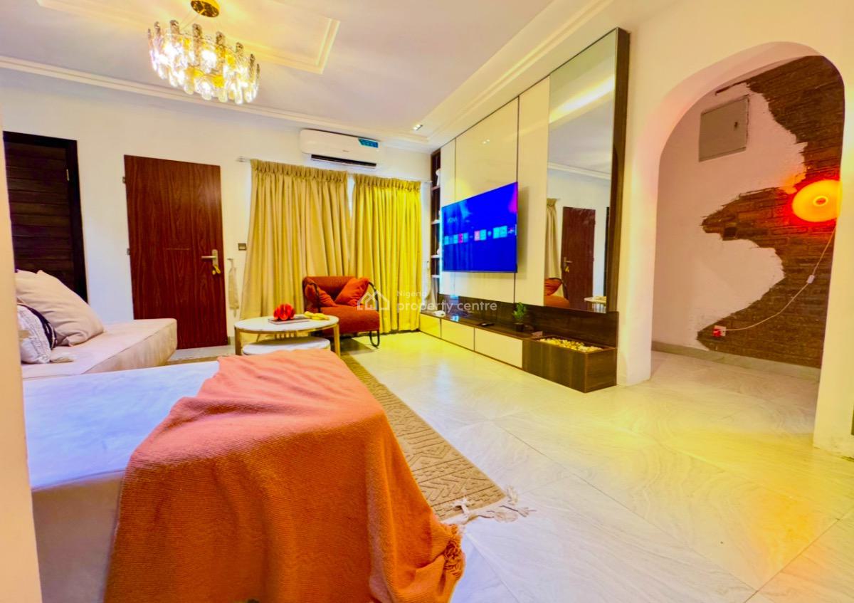 Exclusive 2 Bedroom Apartment, Freedom Way Road Lekki Phase 1, Lekki Phase 1, Lekki, Lagos, Flat / Apartment Short Let