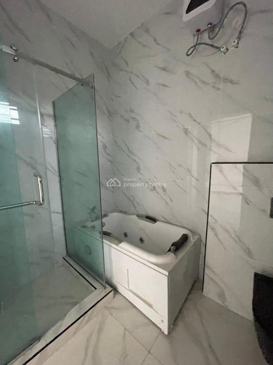 Beautifully Built 4 Bedroom Terrace Duplex, Lekki Phase 1, Lekki, Lagos, Terraced Duplex for Sale