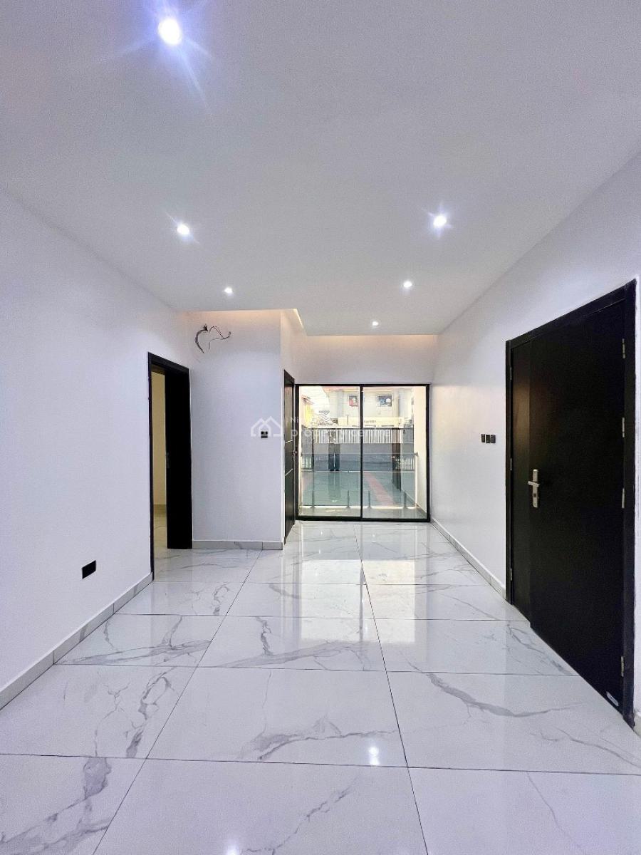 Well Finished 2-bedroom Apartment with Elevator and Open Plan Kitchen, Lekki Phase 1, Lekki, Lagos, Flat / Apartment for Sale