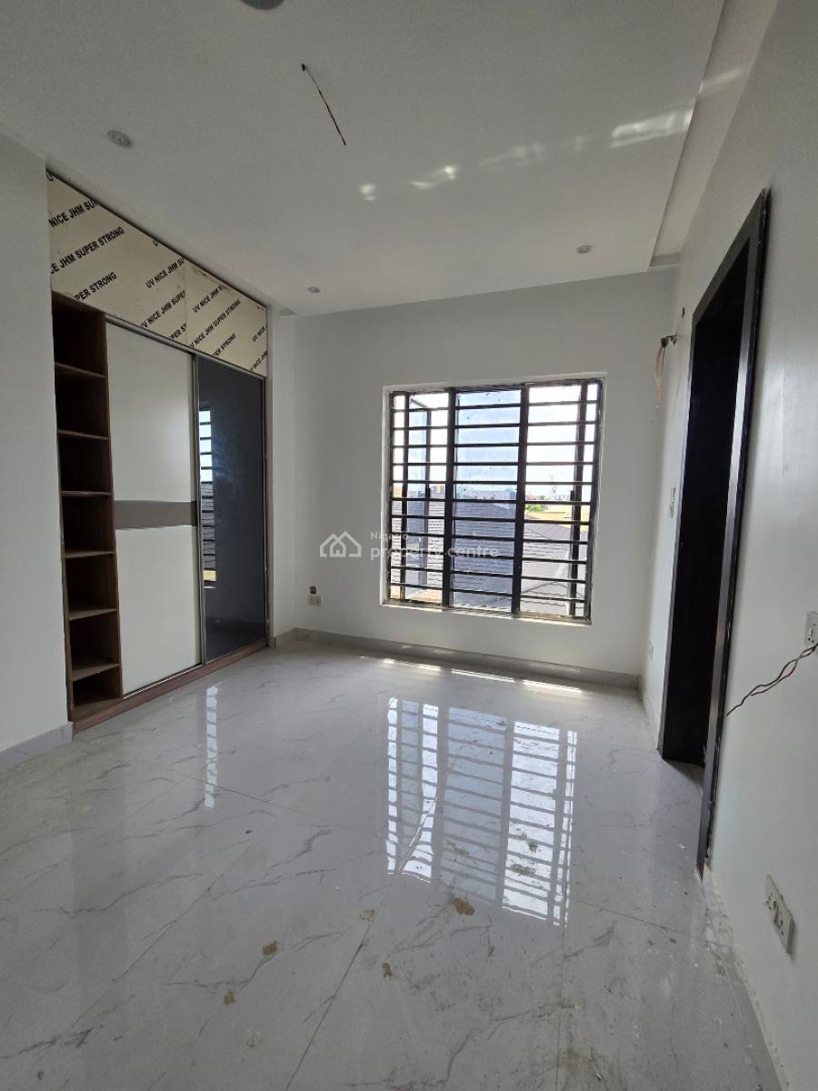 Sophisticated 4 Bedroom  Terrace Duplex - Budget Friendly, Lekki Phase 1, Lekki, Lagos, Terraced Duplex for Sale