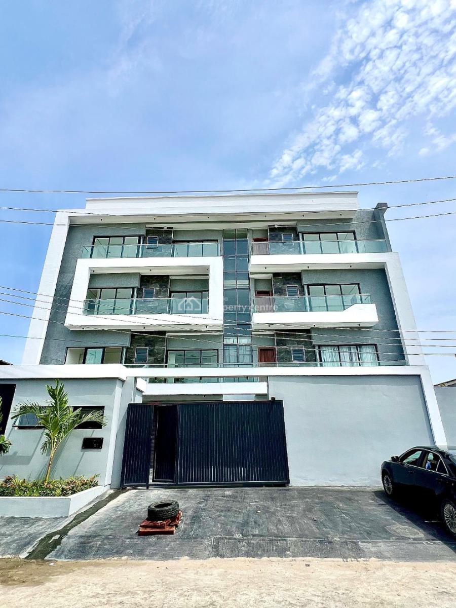 Spacious 3 Bedroom Apartment with Bq, Elevator, Gym, and Pool, Off Admiralty Way, Lekki Phase 1, Lekki Phase 1, Lekki, Lagos, Flat / Apartment for Sale