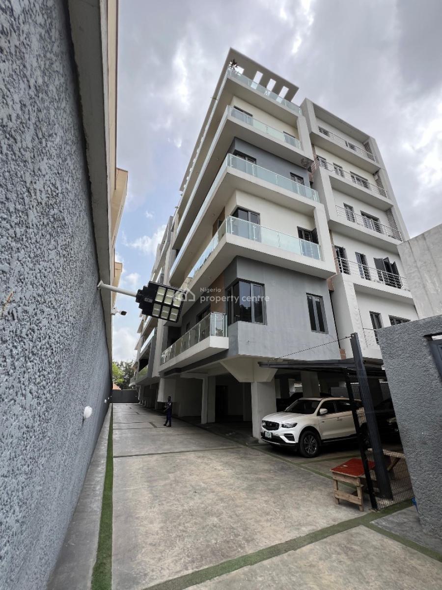 Well Built 3-bedroom Maisonette with Bq, Elevator, Gym & Swimming Pool, Lekki Phase 1, Lekki, Lagos, Flat / Apartment for Rent