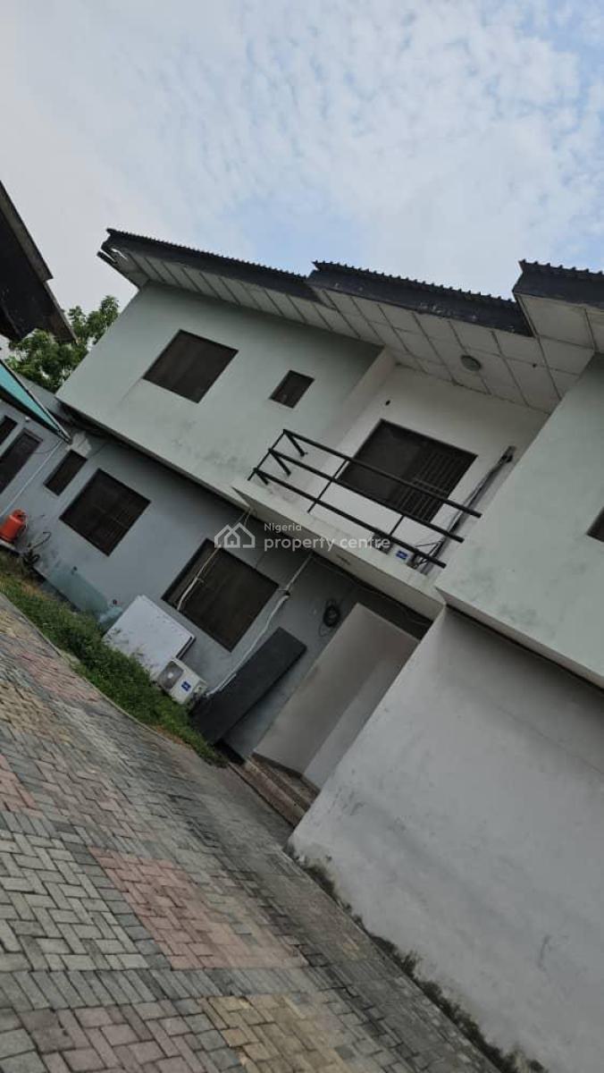 2 Units of 5-bedroom Duplexes + 1 Bungalow Mini Flat, Lekki Phase 1, Lekki, Lagos, Detached Duplex for Rent