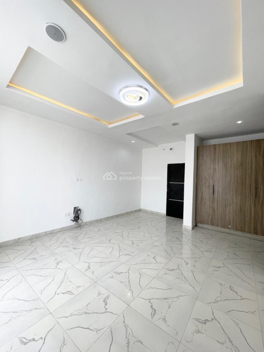 Self Compound 4 Bedroom Semi-detached  Duplex, Chevron, Lekki, Lagos, Semi-detached Duplex for Sale