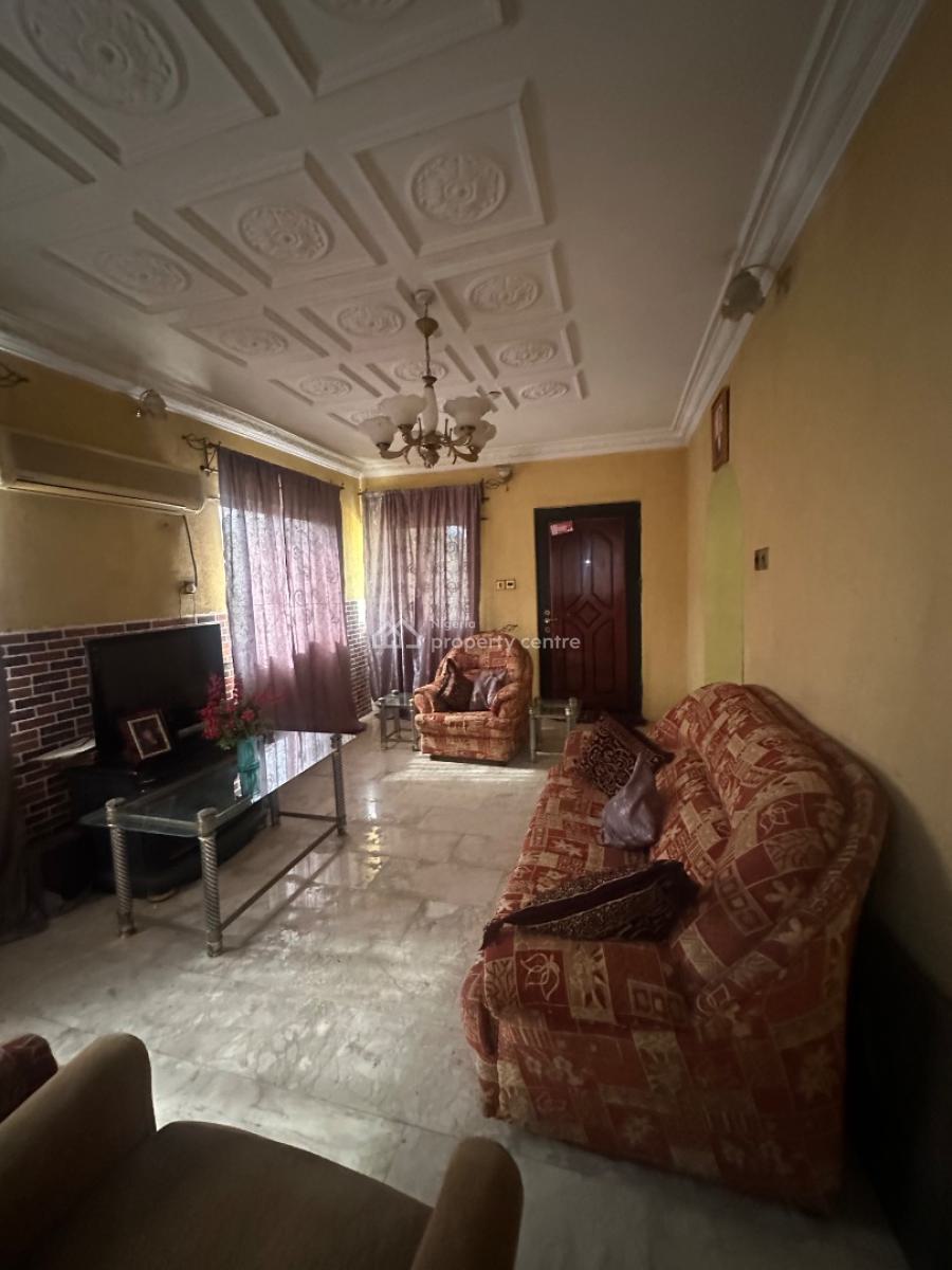Converted 2 Bedroom Flat, Ologolo, Lekki, Lagos, Flat / Apartment for Rent