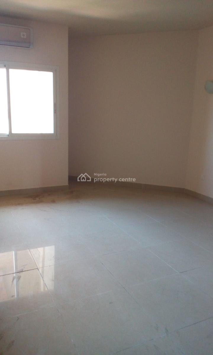 Well Maintained and Spacious 3 Bedrooms Flat, Old Ikoyi, Ikoyi, Lagos, Flat / Apartment for Sale