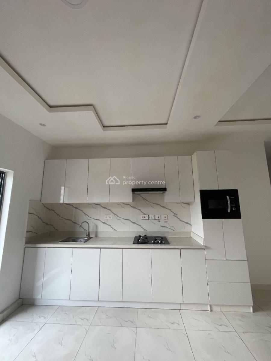 Newly Built 3 Bedroom Apartment with Gym and Elevator, Lekki Phase 1, Lekki, Lagos, Flat / Apartment for Sale