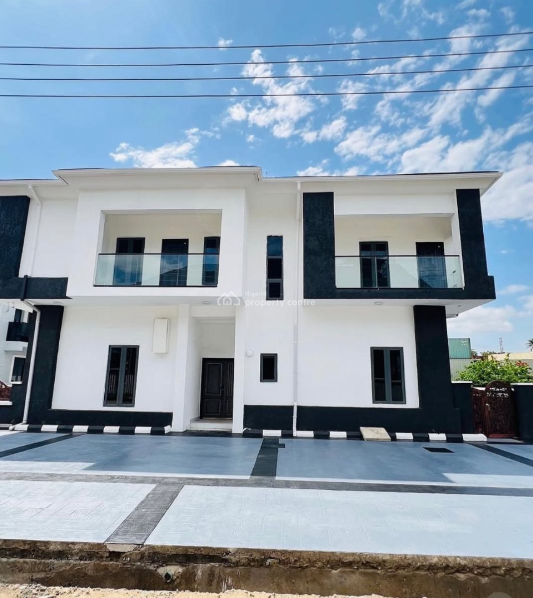 5 Bedroom Spacious House with a Bq, Yaba, Lagos, Detached Duplex for Sale