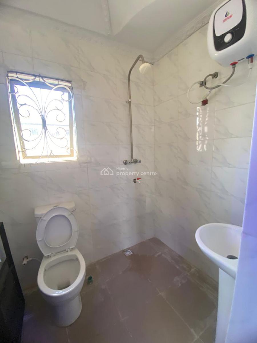 Newly Renovated 3 Bedroom Apartment, Thomas Estate, Abraham Adesanya, Ajah, Lagos, Flat / Apartment for Rent