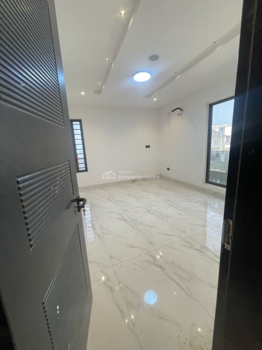 a Spacious Bedroom and Parlor, Ologolo, Lekki, Lagos, Mini Flat (room and Parlour) for Rent